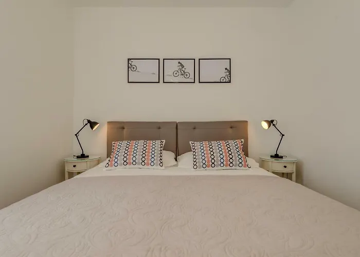 Sun & Sea Apartment *