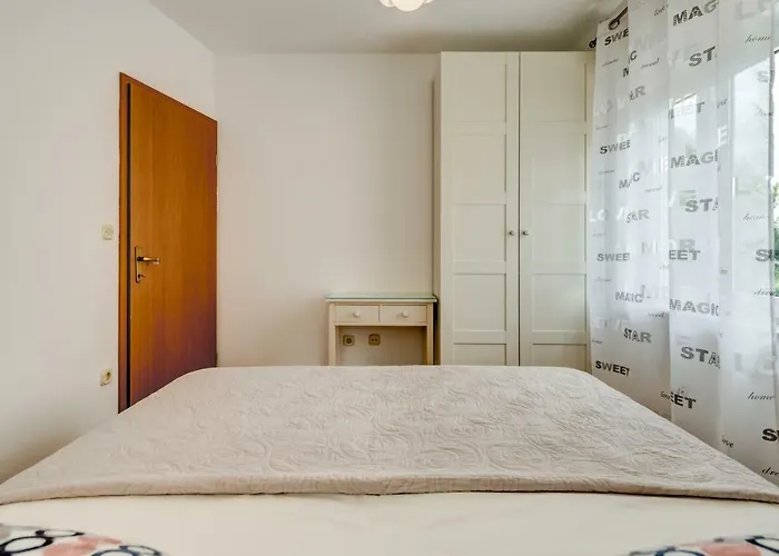 Sun & Sea Apartment