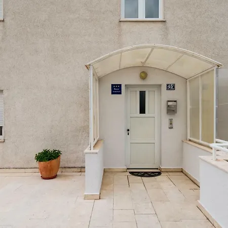 Sun & Sea アパート *